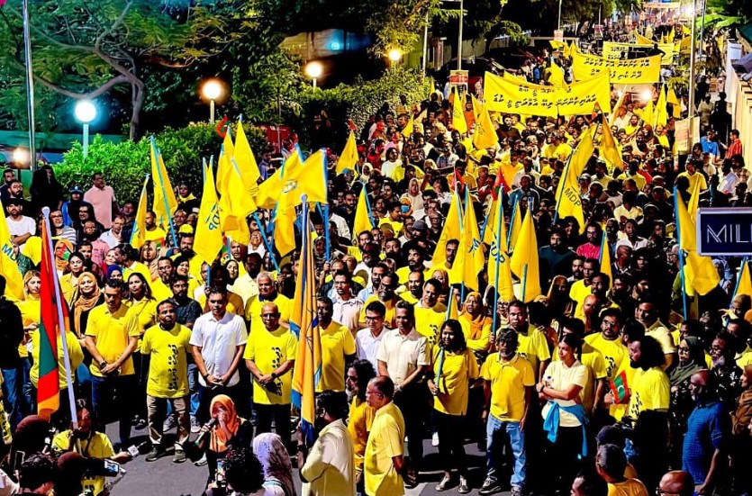 ސުޕްރީމް ކޯޓަށް ފައްޔާޒުގެ އިލްތިމާސް: އިތުބާރުކުރެވޭ ހަމައެކަނި މުއައްސާއަކީ ތިއީ، ޤާނޫނުއަސާސީ ޙިމާޔަތްކޮށްދީ